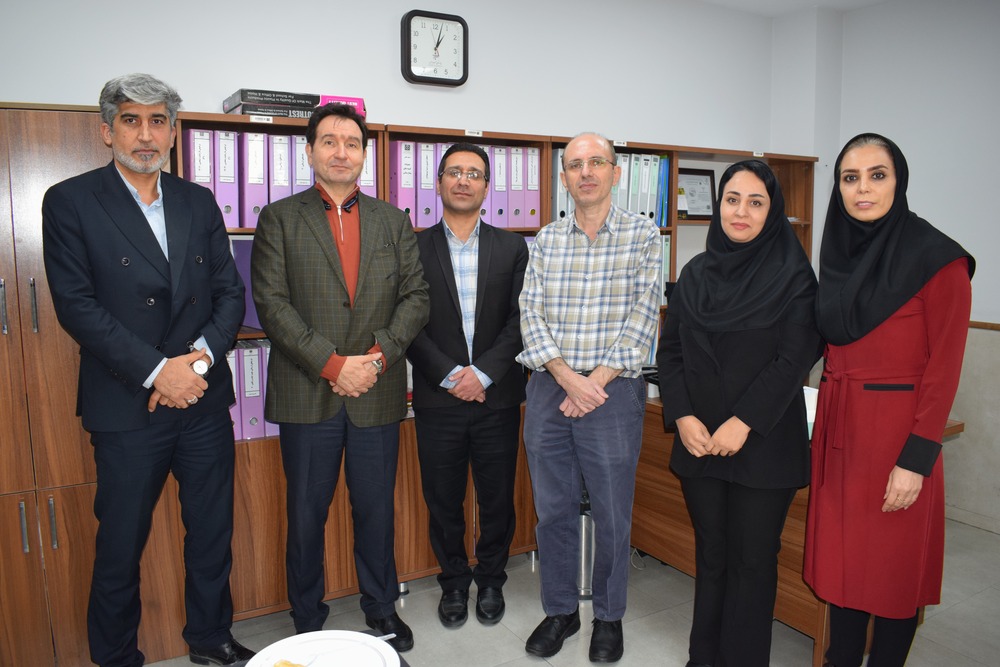 دیدار رئیس و مدیر بیمارستان از دفتر بهبود کیفیت به مناسبت روز ملی کیفیت